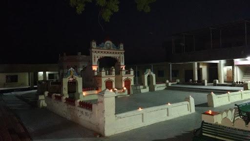 Changapur Naresh Hanuman temple-night