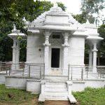 Suparshwanath_Temple,_MadhubanParasnath
