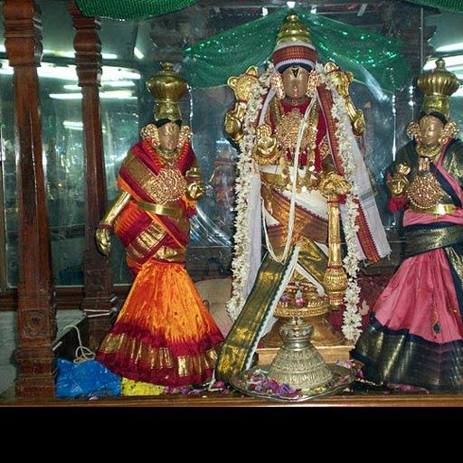 Sarangapani temple Deities blessingsonthenet