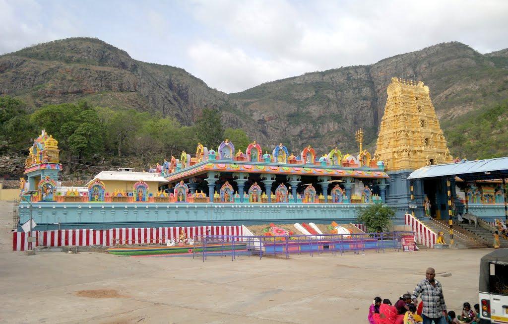 penusila temple, Lakshmi Narasimha Swamy Temple, Penchalakona