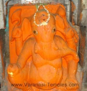 Kooni-Taksh2-286x300, Koonitaksh Vinayak Temple, Varanasi