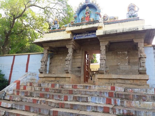 2017-1ponds0-02 (1), Mahishasura Mardhini Temple, Valvachagostam, Kanyakumari