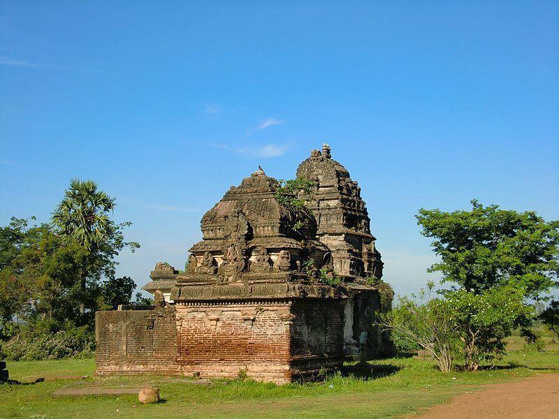 800px-Shiva_TEMPLE, Vedal Shiva Temple, Cheyyur, Kanchipuram