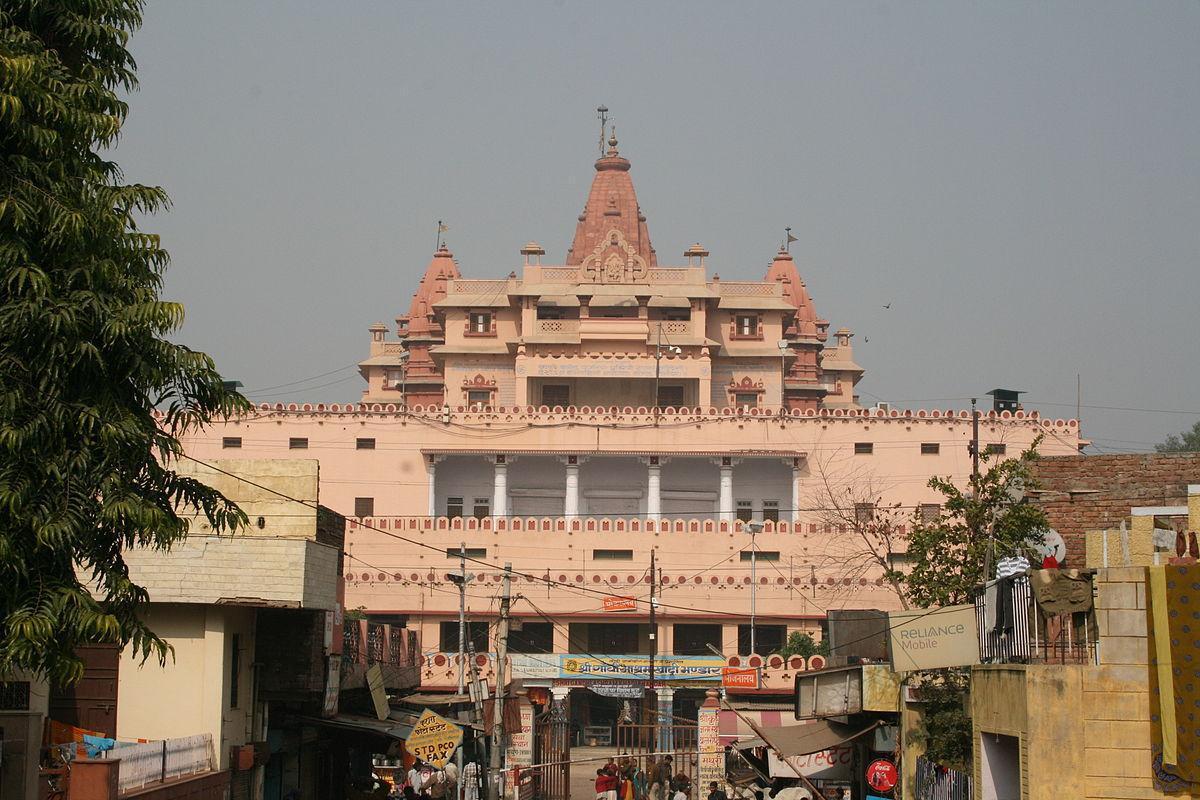 1200px-Mathura_Temple-Mathura-India0002