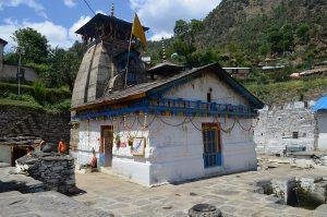 1200px-Triyuginarayan_Temple, Triyuginarayan Temple, Rudraprayag, Uttarakhand