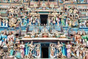 21496360-statues-of-hindu-deities-in-ancient-kapaleeshwarar-temple-chennai-tamil-nadu-india