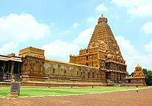 220px-Brahadeeshwara_Temple_in_Thanjavur