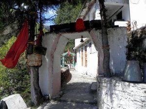 38799887Kedarnath_Kalpeshwar_Temple_Main