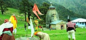 Worship-at-Madhyamaheshwar-Temple, Madhyamaheshwar, Garhwal, Uttarakhand