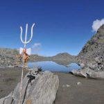 at_the_foot_of_the_great_manimahesh_kailash_peak