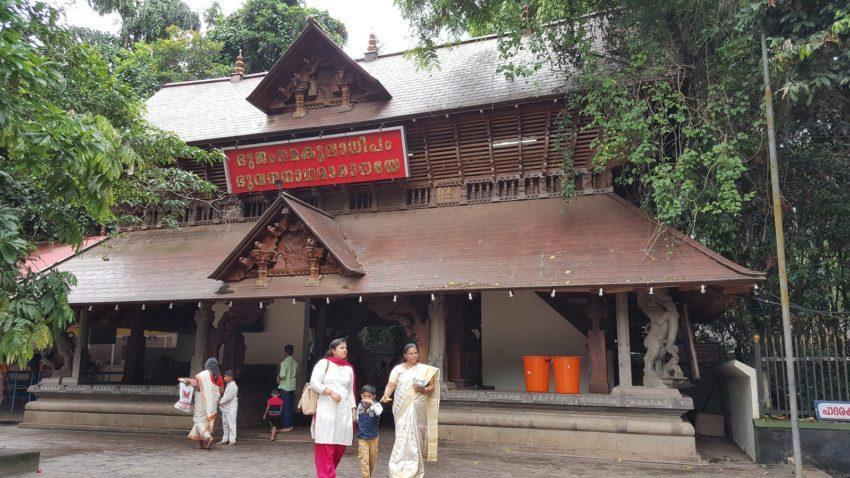 mannarasala-nagaraja-temple-850x478