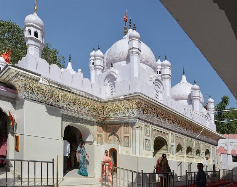 mata-mansa-devi-mandir