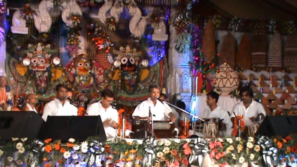 Bhajo nitai gaur radhe shyam, Keertan - Bhajo Nitai Gaur Radhe Shyam  By Shri Govind Bhargav Ji