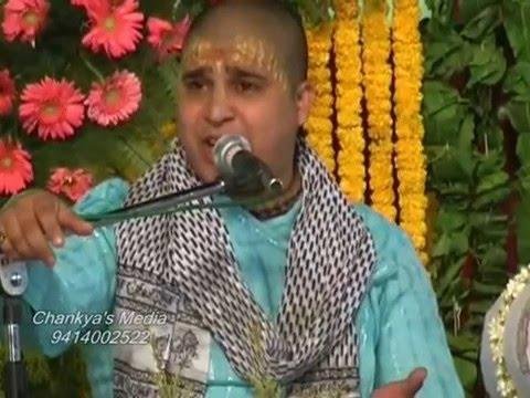 Kajrare Mote Mote Tere Nain | Chitravichitraji Maharaj