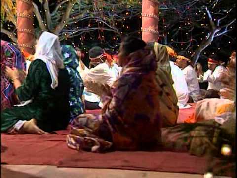 Laal Laal Chunari Sitaaron, Laal Laal Chunari Sitaaron Devi Bhajan By Lakhbir Singh Lakkha[Full Song] I Laal Laal Chunari
