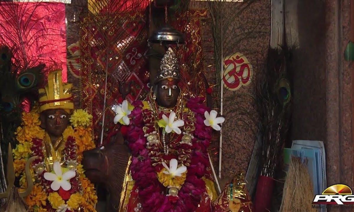 सड़का सड़का दिवलीयो संजोय भोला सेवक रे भादरिया माता भजन Lyrics, Video, Bhajan, Bhakti Songs