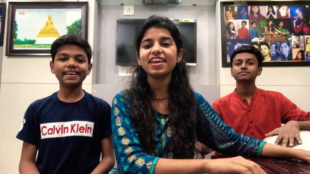 हमने आँगन नहीं बुहारा कैसे आयेंगे भगवान भजन Lyrics, Video, Bhajan, Bhakti Songs