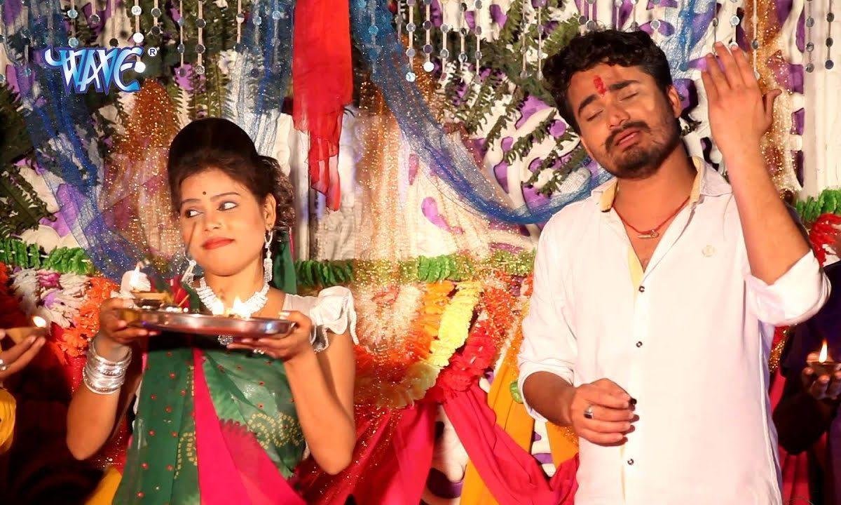 जगजननी जय जय माँ जगजननी जय जय आरती Lyrics, Video, Bhajan, Bhakti Songs