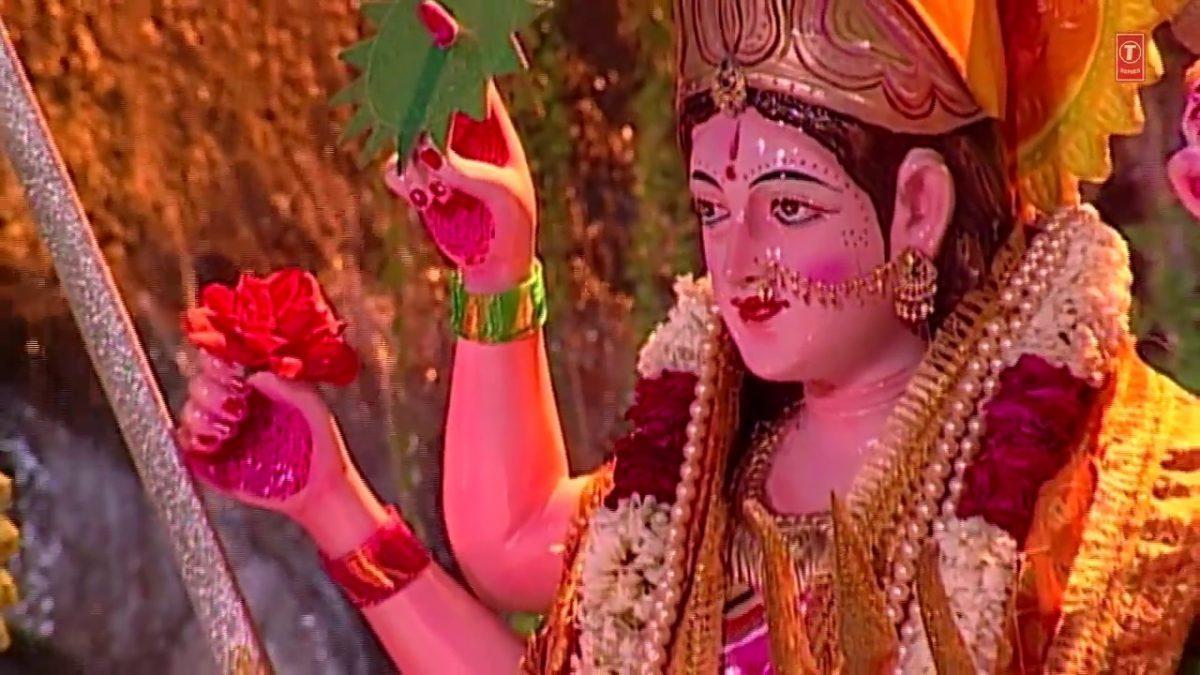 नाचूँ ओढ़ चुनरिया | Lyrics, Video | Durga Bhajans