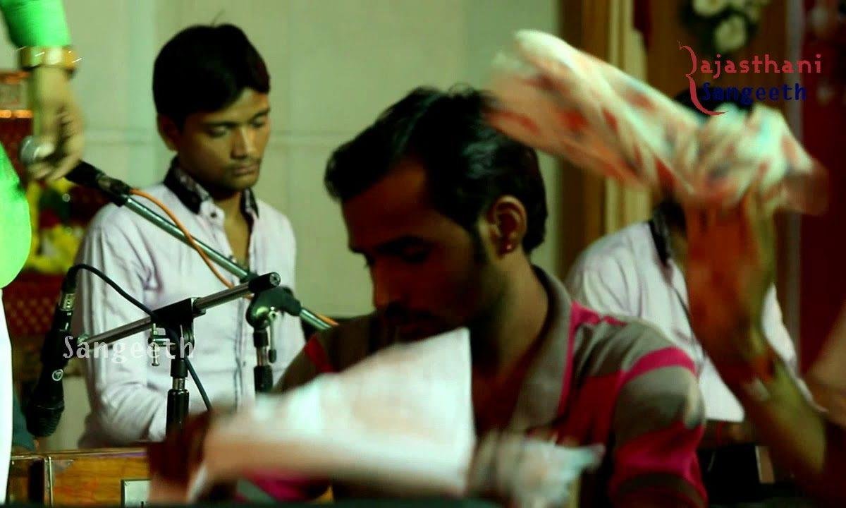 सवा लाख री चुनड़ी मै घना कोड सु लायो ए माँ Lyrics, Video, Bhajan, Bhakti Songs