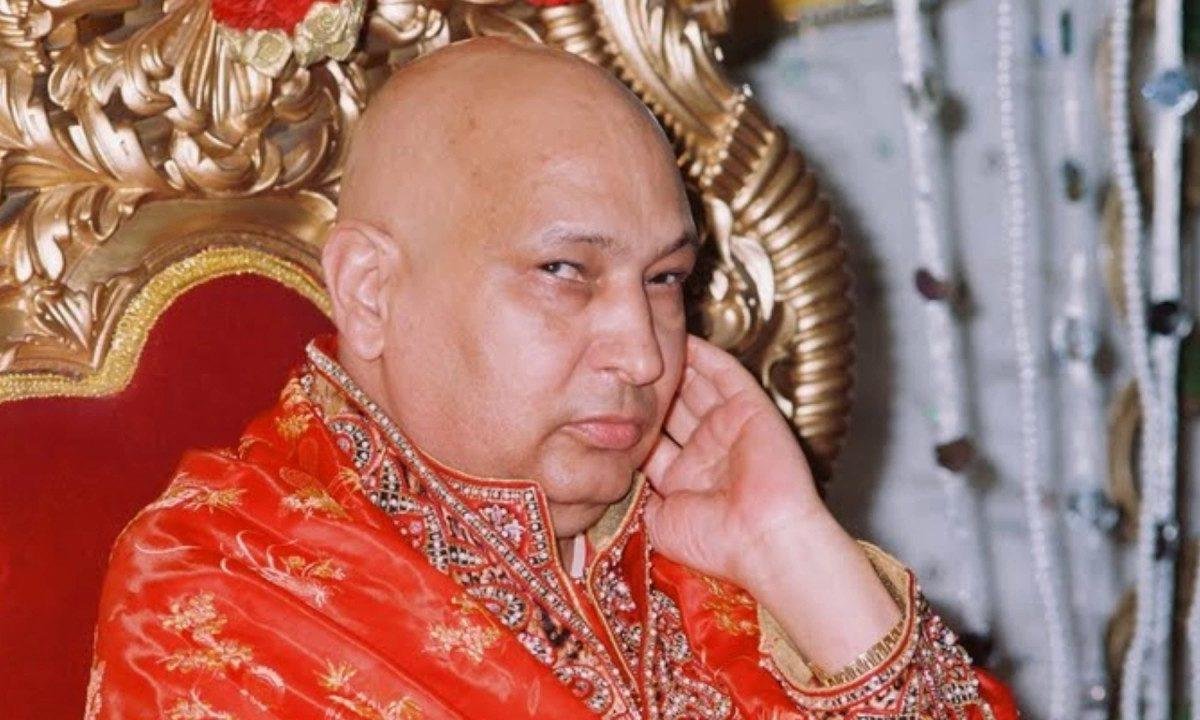 गुरुजी तुम्हारे प्यार ने जीना सिखा दिया | Lyrics, Video | Gurudev Bhajans