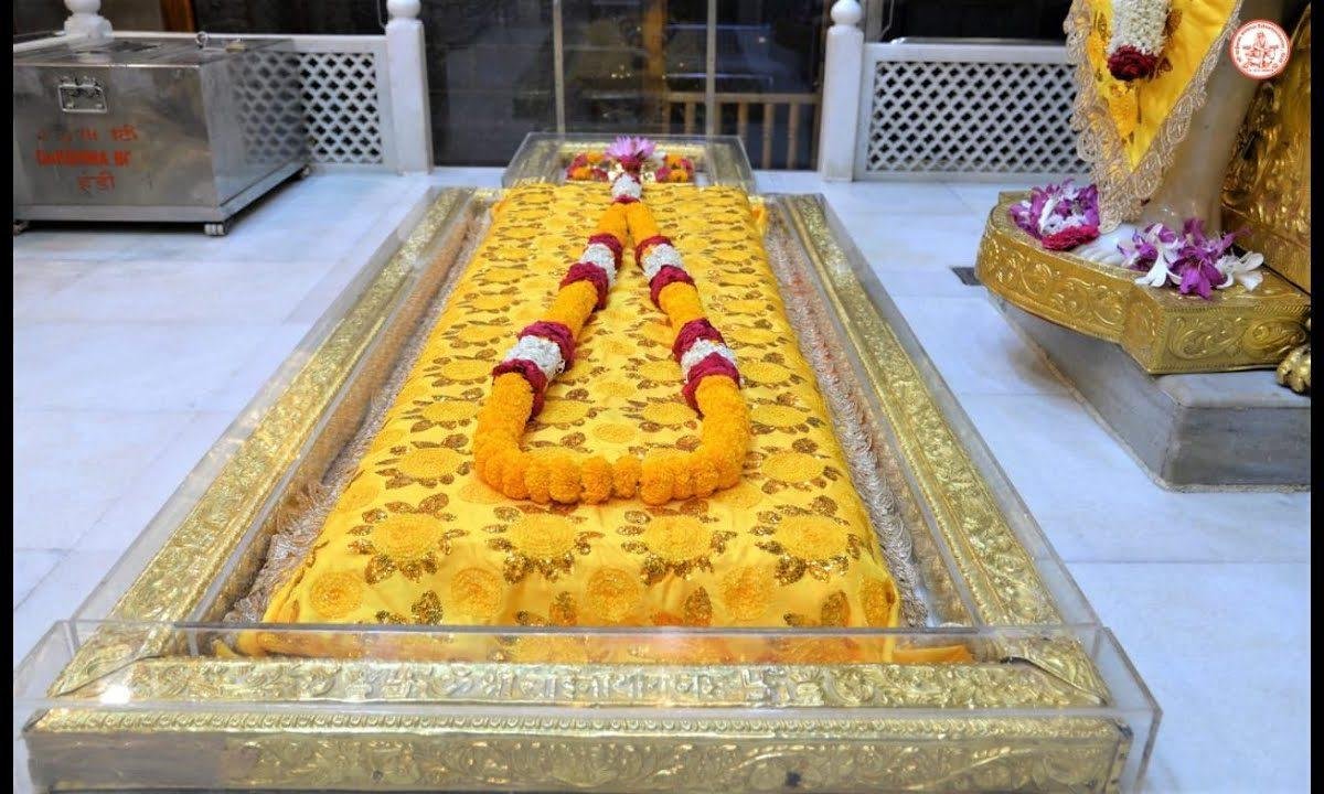 कैसे तेरी शिरडी आउ पौकेट मेरी खाली है | Lyrics, Video | Sai Bhajans