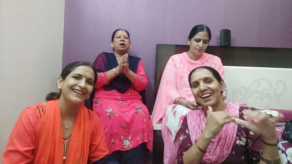 बांसुरीया लेके आजा मेरे श्याम कदम के नीचे | Lyrics, Video | Krishna Bhajans