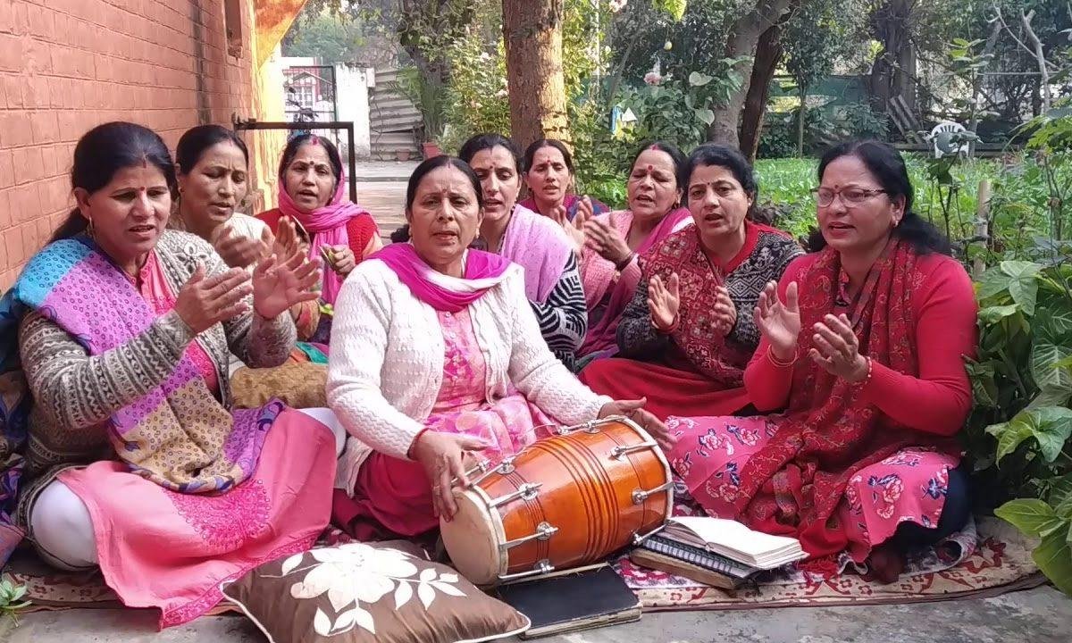 बांके बिहारी तुझे देख के मेरे नैना उलझ गये | Lyrics, Video | Krishna Bhajans