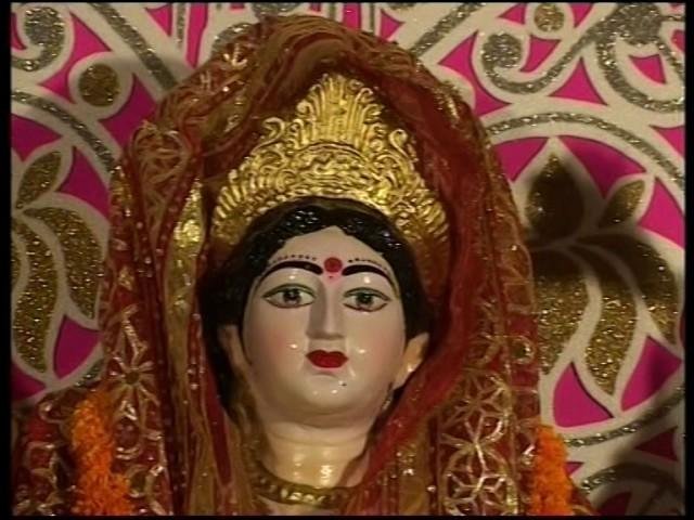 भर दो झोलिआ मेरी माँ सवाली जावे ना खाली | Lyrics, Video | Durga Bhajans