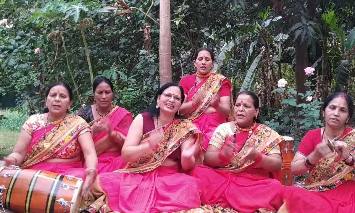 घोड़ा गाड़ी जिसमें बैठी शेरावाली माँ | Lyrics, Video | Durga Bhajans