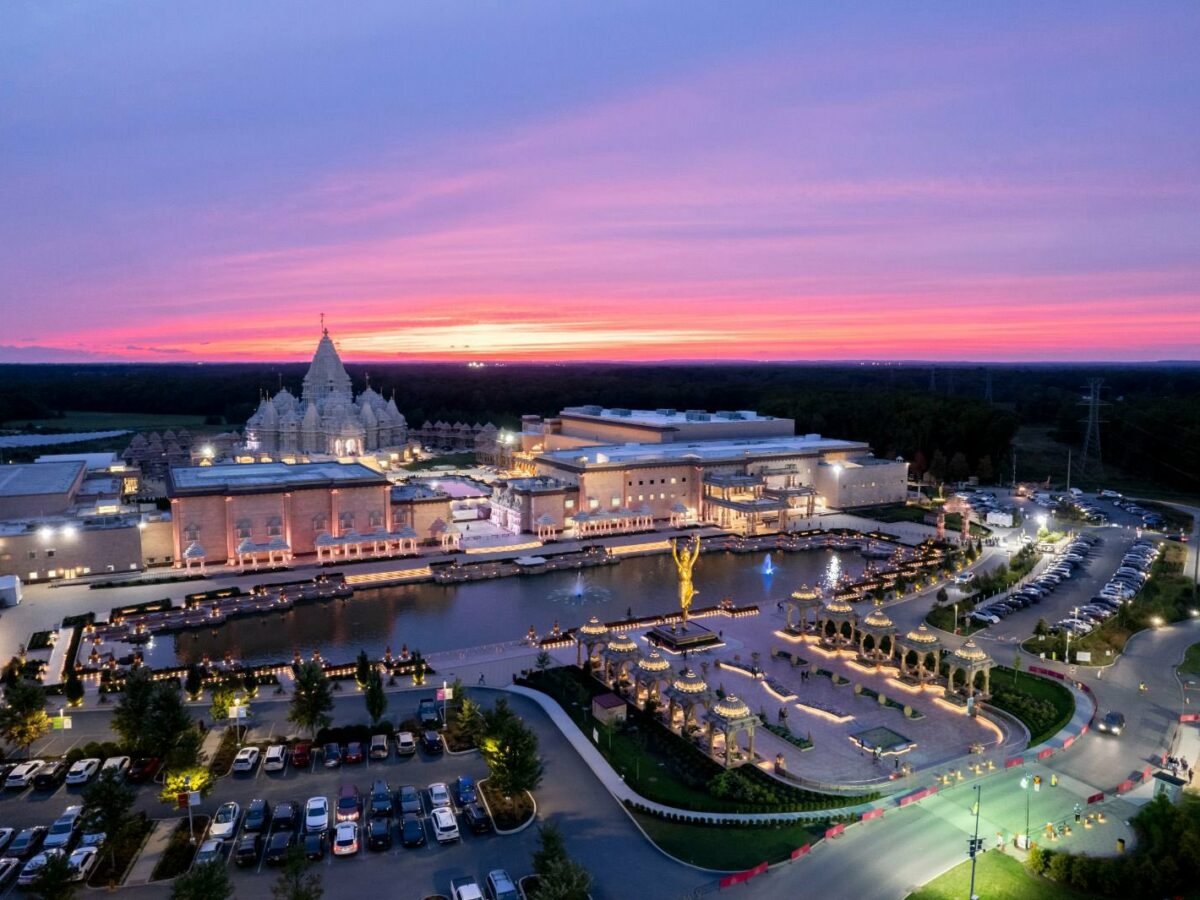 BAPS Swaminarayan Akshardham, New Jersey