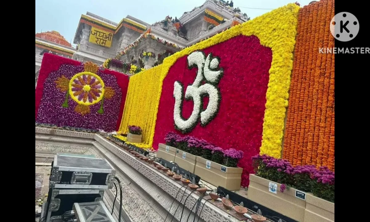 छोड़ कुटिया को महलों में राम आए है Lyrics, Video, Bhajan, Bhakti Songs